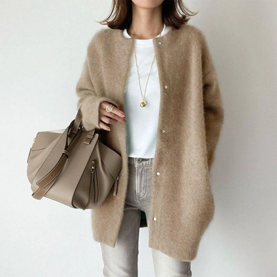 Soft Oversized Cardigan Sweater for Women - Relaxed Fit, Versatile Style 0