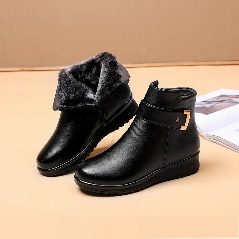 Women's Non-Slip Snow Boots with Plush Lining and Sturdy Sole 0
